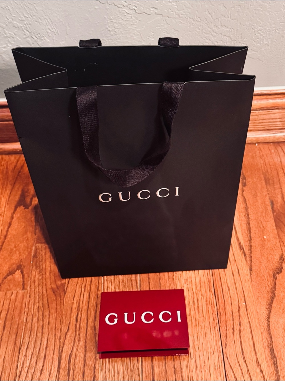 Gucci Black Paper/Gift Bag w Maroon Receipt Holder 10.5”x14”x 5.25”Pre- Owned